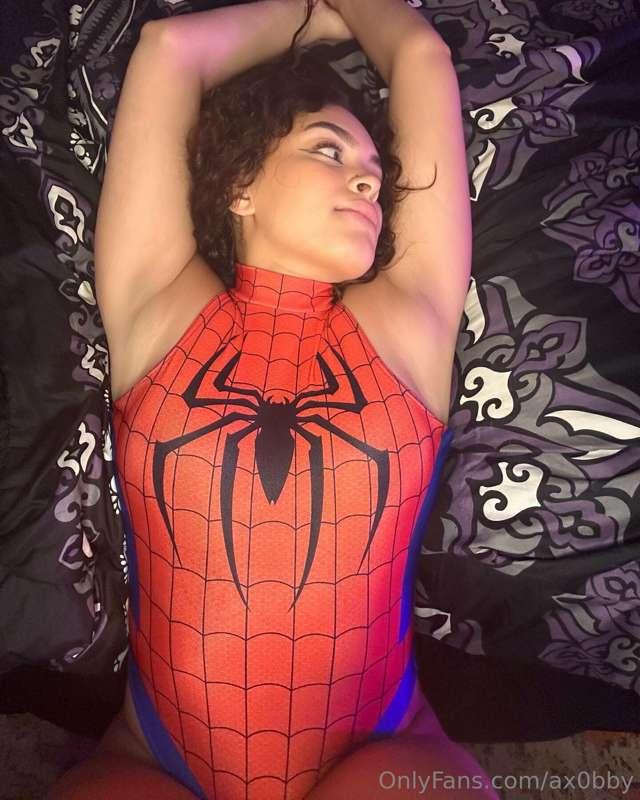 oh hey 😏 spider girl has arrived