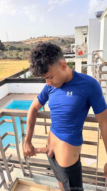 Cum catch me 😜 @macetheboy 