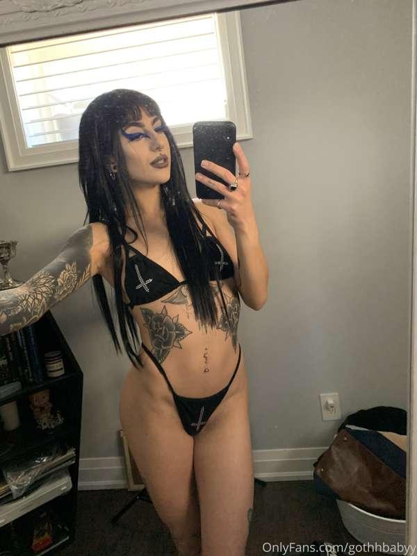 🖤🖤🖤
