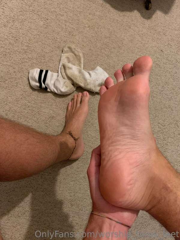 2 days in the same socks. On & off 🤤🤤🤤