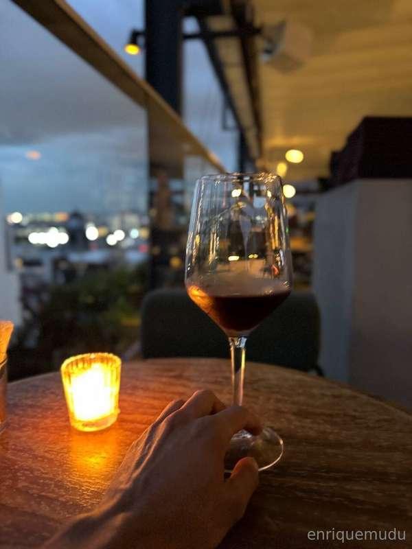 Just you, me, and this beautiful night.. Wanna join?😍