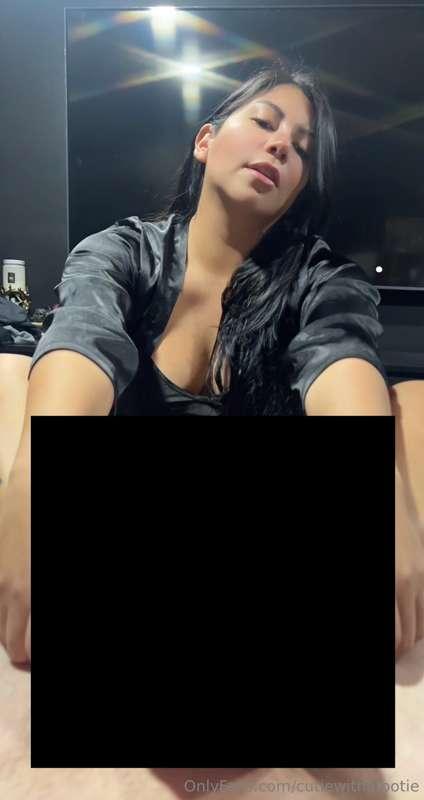 Blowjob/Footjob 😉 Just filmed tonight—this is the ultimate b..