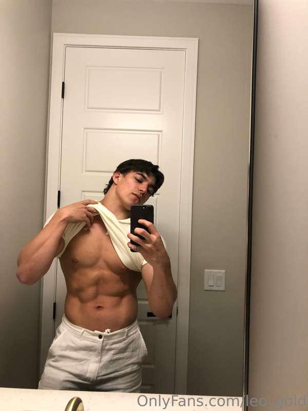 Do you like my abs?