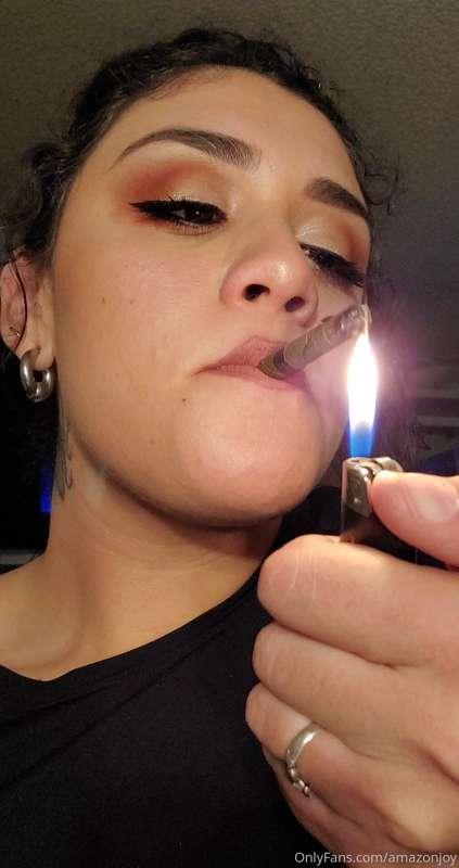 King palm, any smoke fetishis here ?