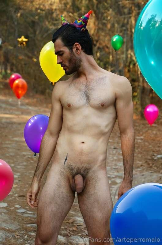 🎁🎂HOY CUMPLO AÑOS!🎈🥳   Y mi deseo se los quiero dedicar a us..