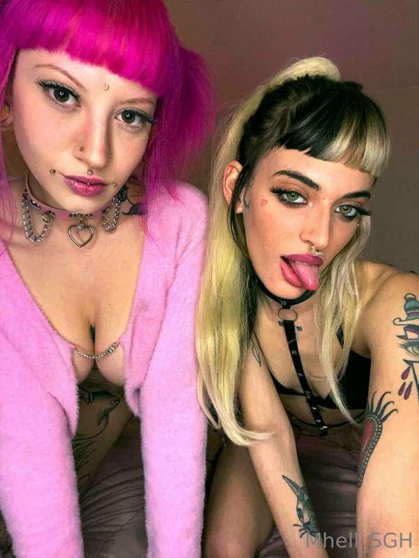 Non ci crederai.. ma la mia prima volta con una donna è stat..