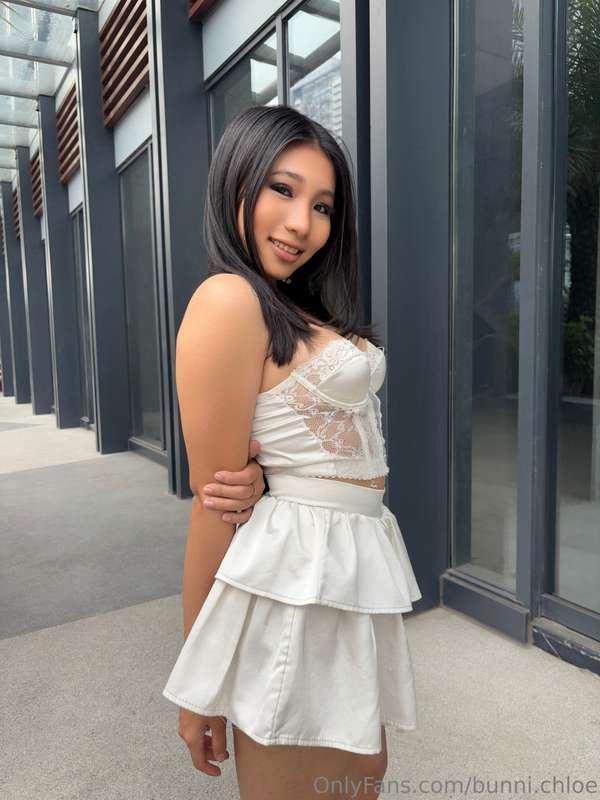 What would you rate me 1-10?🧨