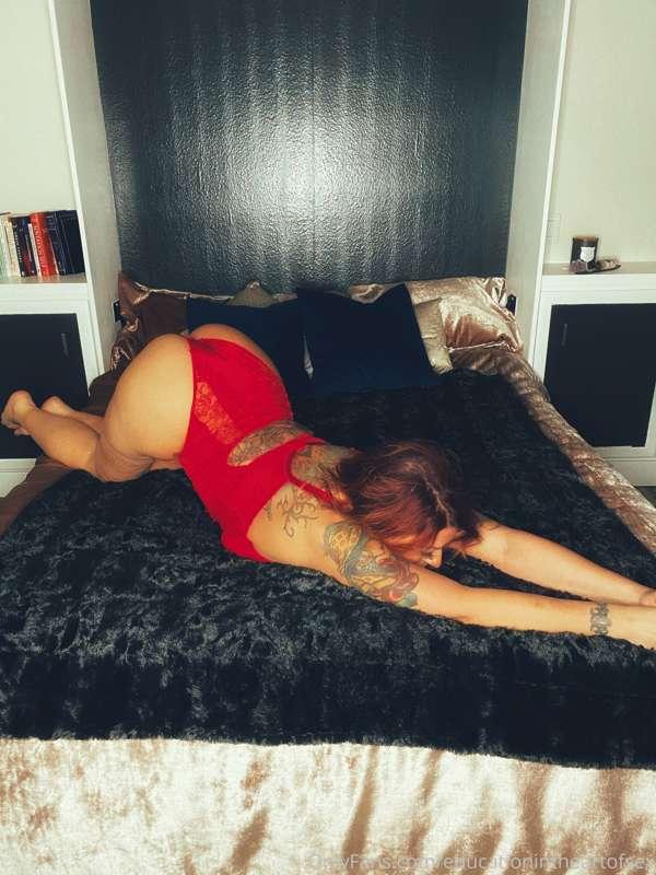 I was just suppose to suck my clients dick but i got a littl..