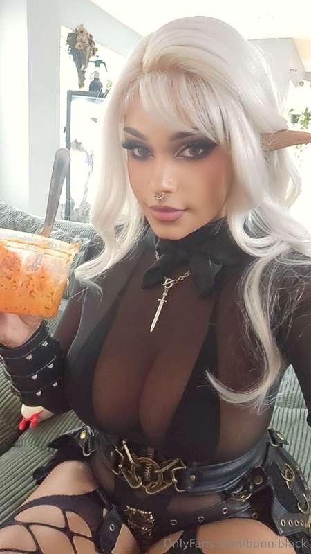 bunniblack image #3