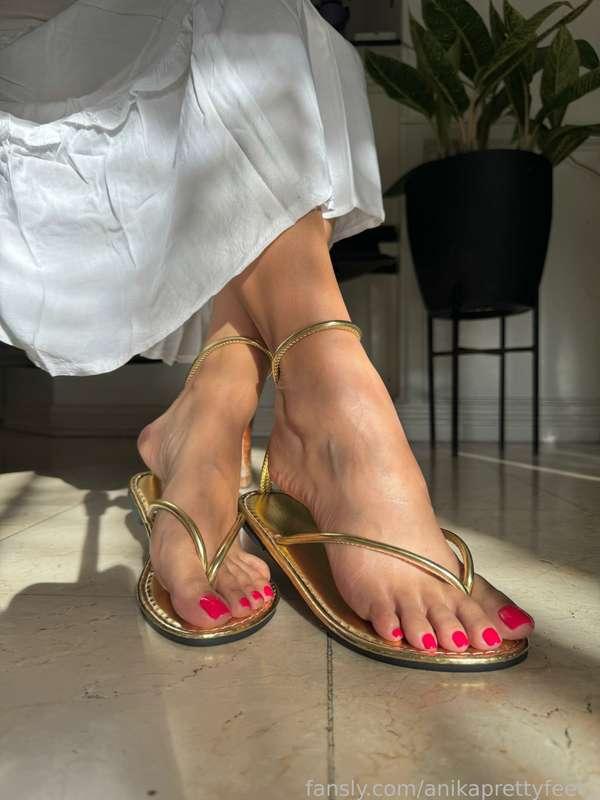 anikaprettyfeet_ image #34