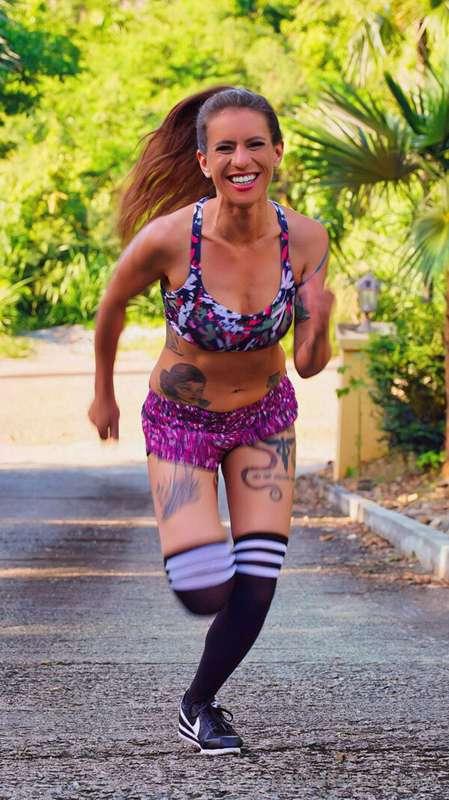 Catch me if you can…I’m off to get that BIG D 🍆😏.
