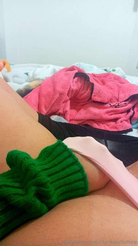 Who wants to play w me? ~~Hel