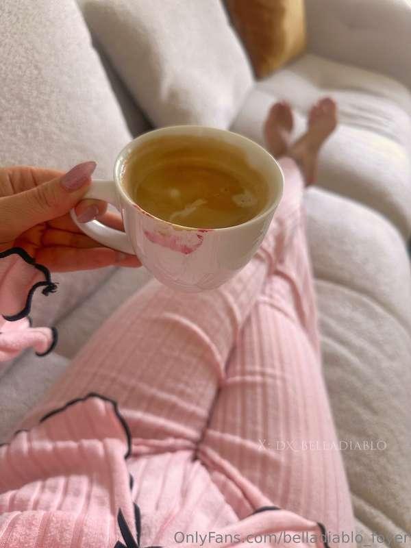 Good morning 🌞 Kisses on My feet and sends for a coffee is a..