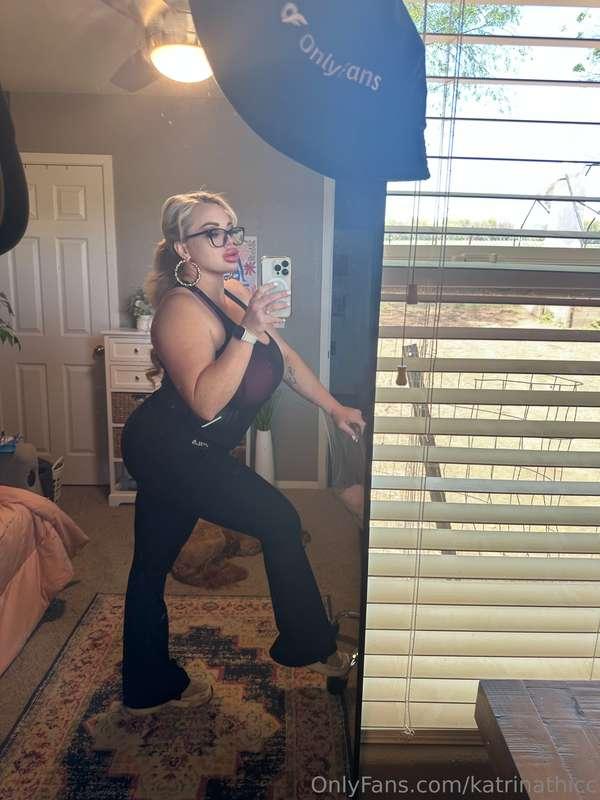 I’m ready for the day! I wonder whose husband will cross my ..