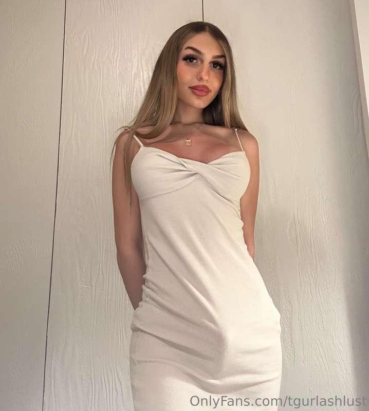 would you mind if i didnt tuck on our first date? 🥰