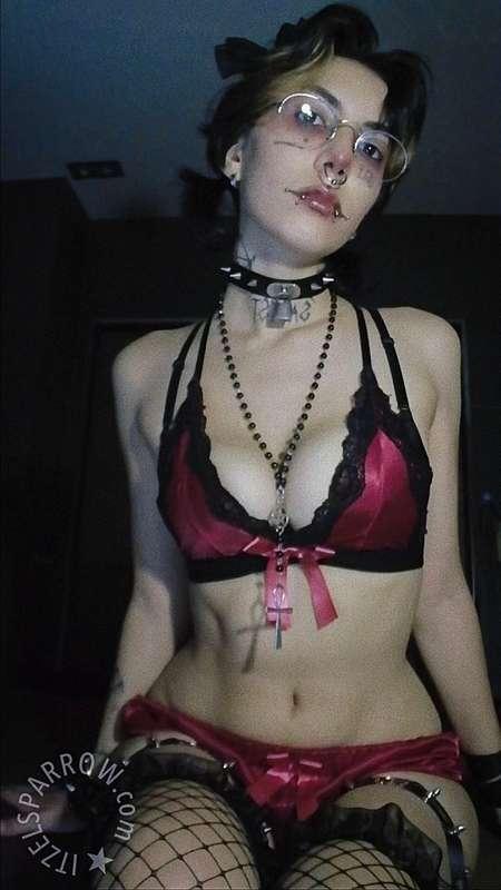 itzel2002 image #4