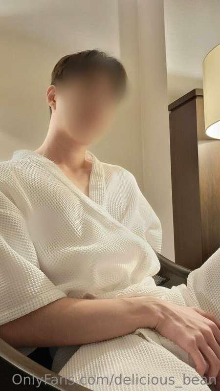 호텔에서 가운 벗고.. #jerking off #hardcore in hotel gay
