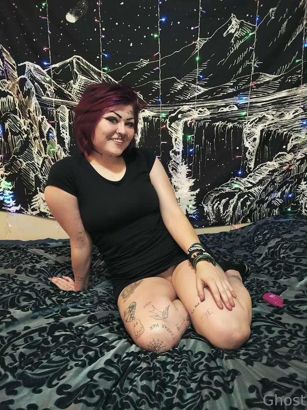 Cute lil set of me in a dress. 😘😍
Then vid of me fucking mys..