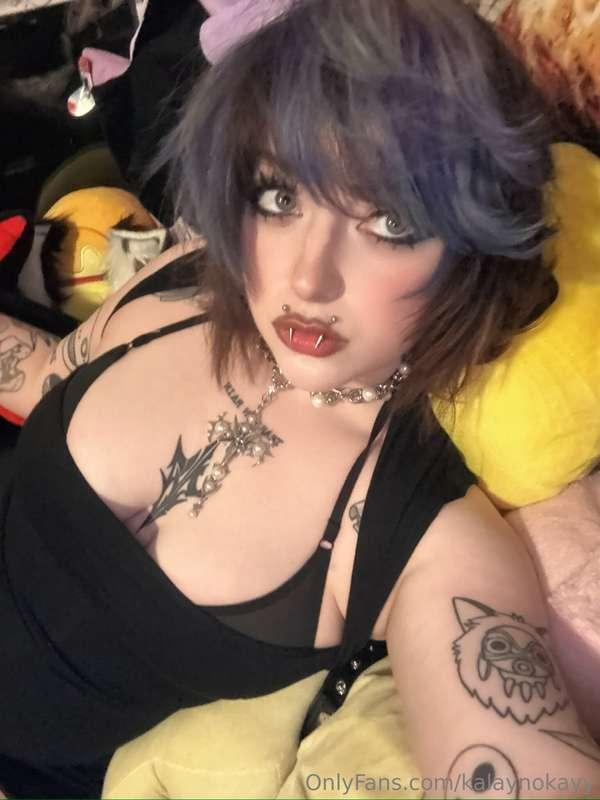 I'm bored.... let's do something we're not supposed to! 😋