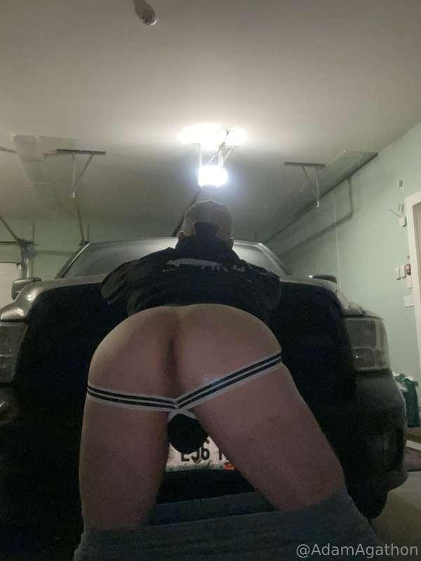 Hand me your biggest wrench man 😏