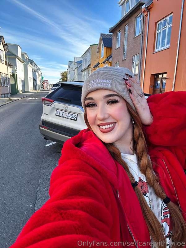 I wear my favorite accessory today: a genuine smile ☺️❤️