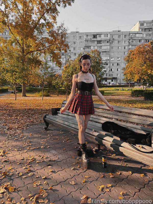 Autumn🍂

#goth #fishnets #outdoor #skirt #skinny #legs #fyp #young #smalltits #naughty #lifestyle