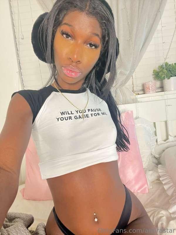 did i distract u?? 
swipe to the end 🍑….