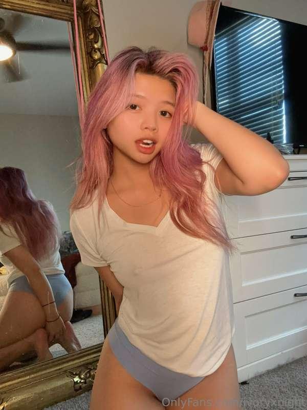 "Braless is flawless and sexy. Do you agree?"