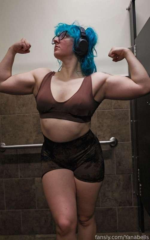 yanabells image #0