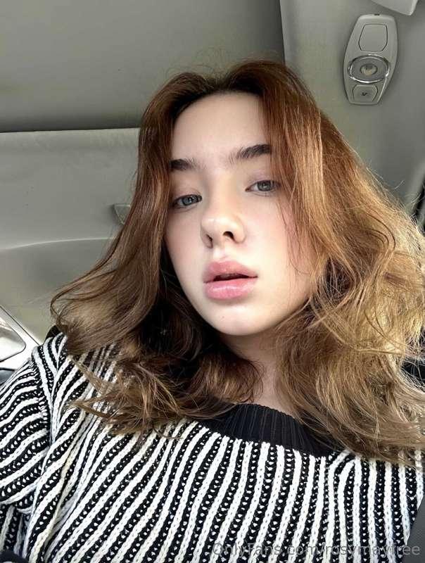 Hi there! ☀️✨ I’m Jennifer @jennifer_jennie — a sweet, modes..