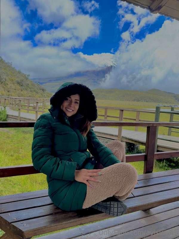 Are you available to me? 🤭🤪💦I would like to play with you… V..