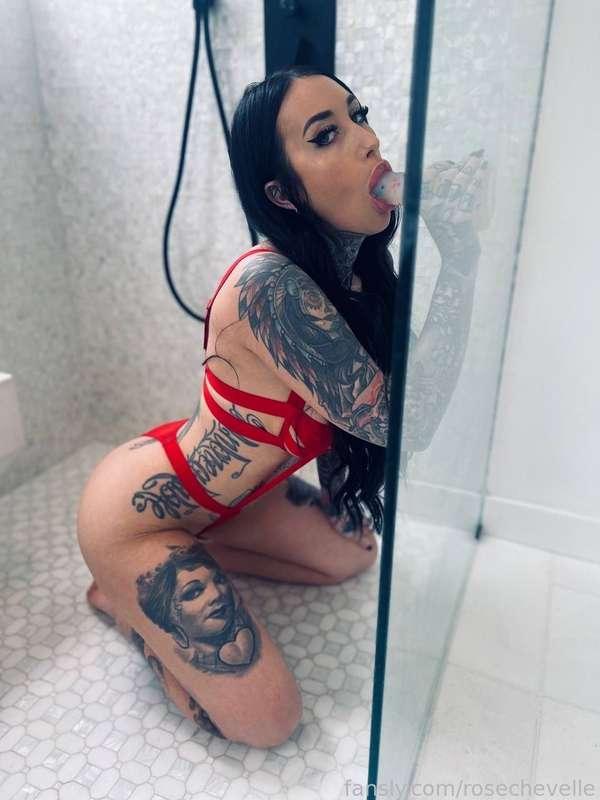 And you thought your ex gave good head…👅💦

#fyp #tatted #alt #gamergirl #waifu #sexy #ass #pussy #bigtits 
