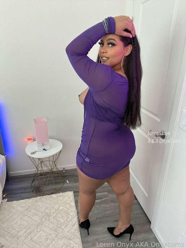 onyxcums image #1