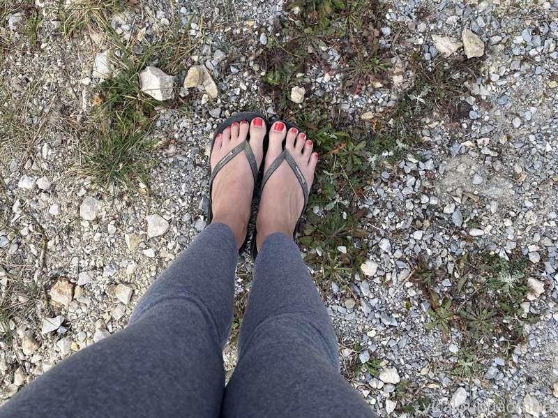 Any feet lover here ??