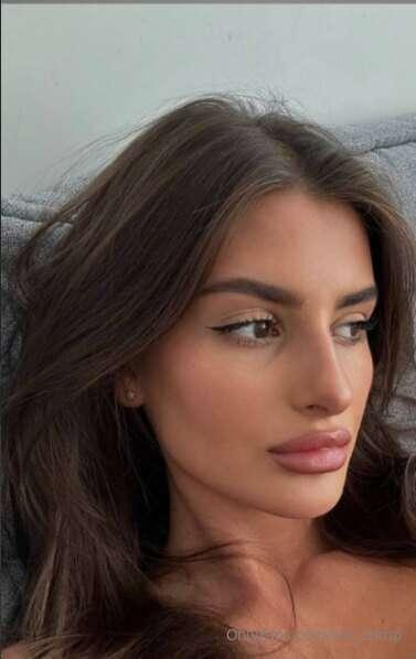 My girlfriend @wowtishais a real nymphomaniac who enjoys bei..