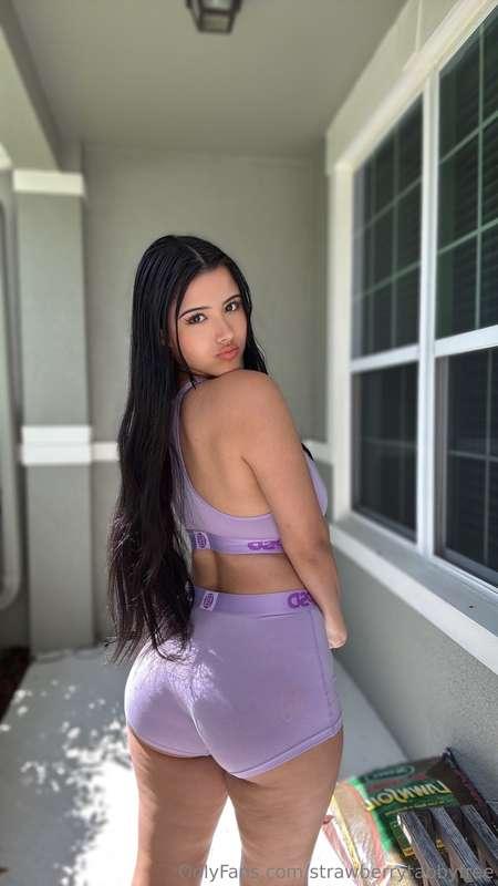 Do I look cute in purple 💜