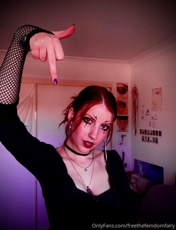 @thefemdomfairy