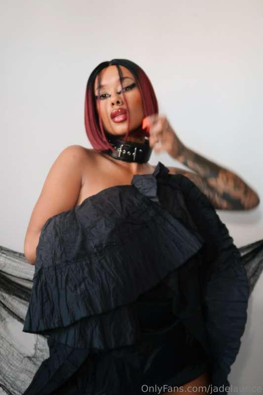 I’ll move the skirt in your DMs 🙏🏽