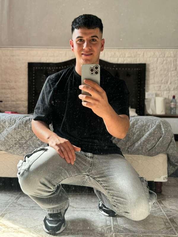 Hi baby! Photos of me only with boxers 🤤🍆🔥Videocalls 🍆 Perso..