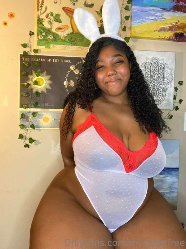 Do you like chubby bunnies?🐰✨ Guess what I’ll send free expl..