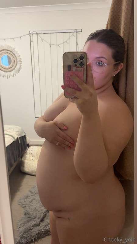PREGNANT & UNHINGED 💦2000+ nasty pics & clips on my wall.@ch..