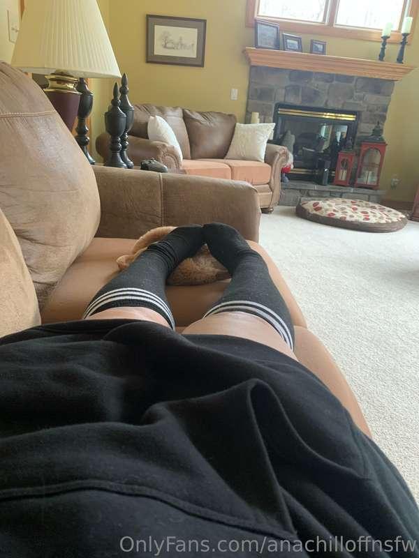 I love thigh highs<3