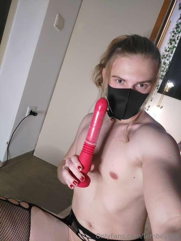 Don't look down on me fuck using a fucktoy. Ripp it out of m..