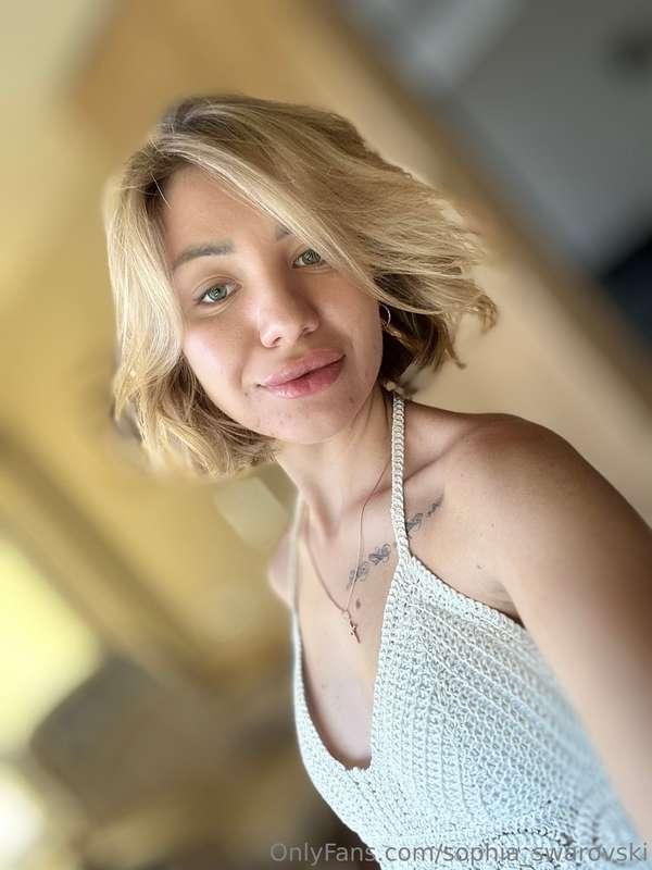 Messy bun, comfy clothes, and zero plans – my definition of ..