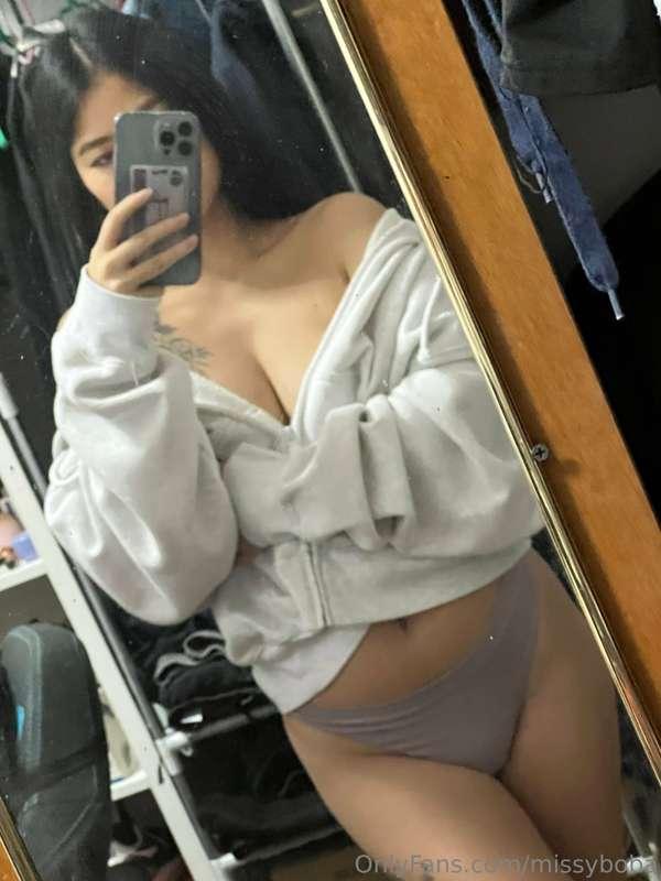 You like my new sweater? 🫣