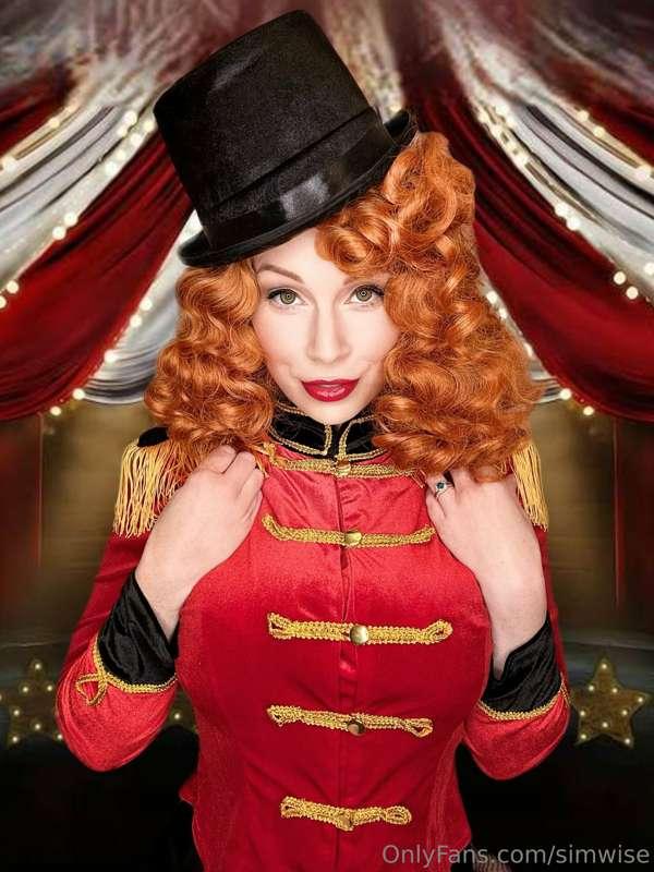 🎪 SEXY RINGMASTER 🎪

Are you ready for the greatest show?