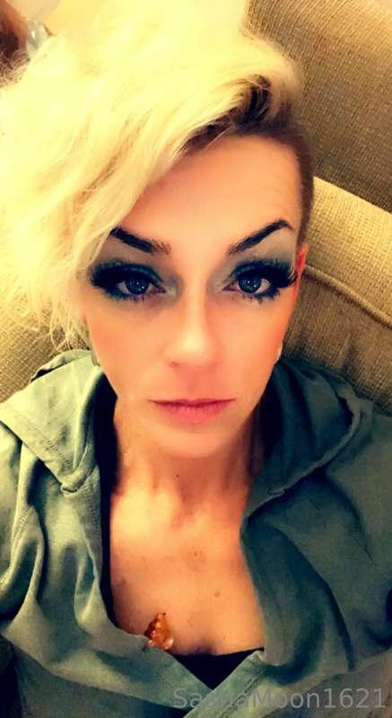 Good morning!  Some of my weekend look. 💋💋