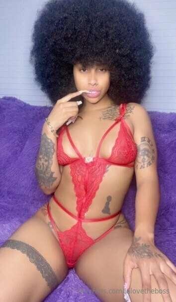 ### 👀💙MYSTERY BUNDLE💙👀 

💙 - TIP $15 for a small sexy bundle..