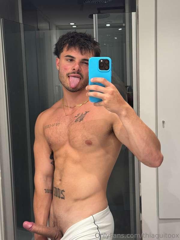 Can you imagine my cock every night? Tell me in the comments..