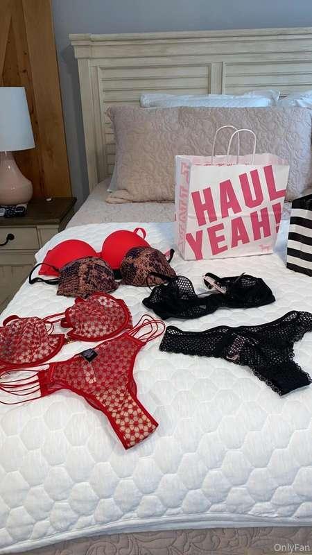 Want a pair of my panties?!The more hearts 💕 you have the be..